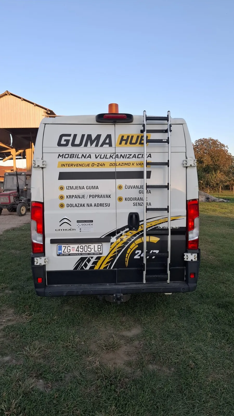 Stražnja vrata GUMAHUB mobilne radionice
